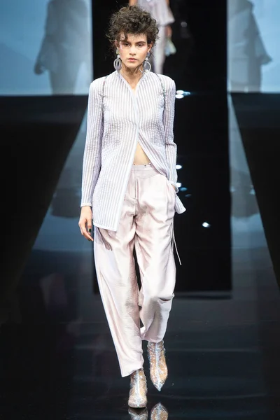 Look 24